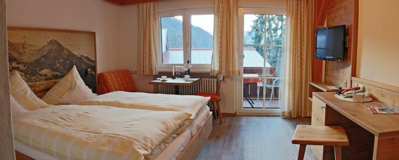 Апартаменты Gastehaus Luise Оберстдорф Экстерьер фото